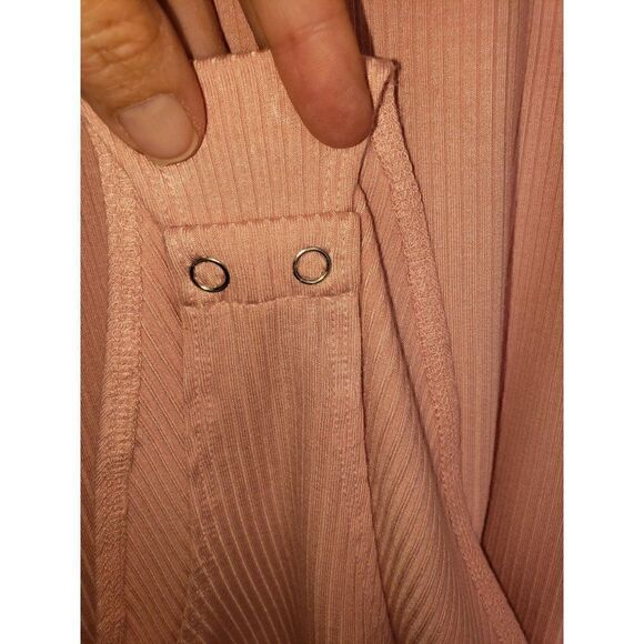 Forever 21 Women's Bodysuit Short Sleeve Cuffed Pink Small NWOT - Picture 4 of 5